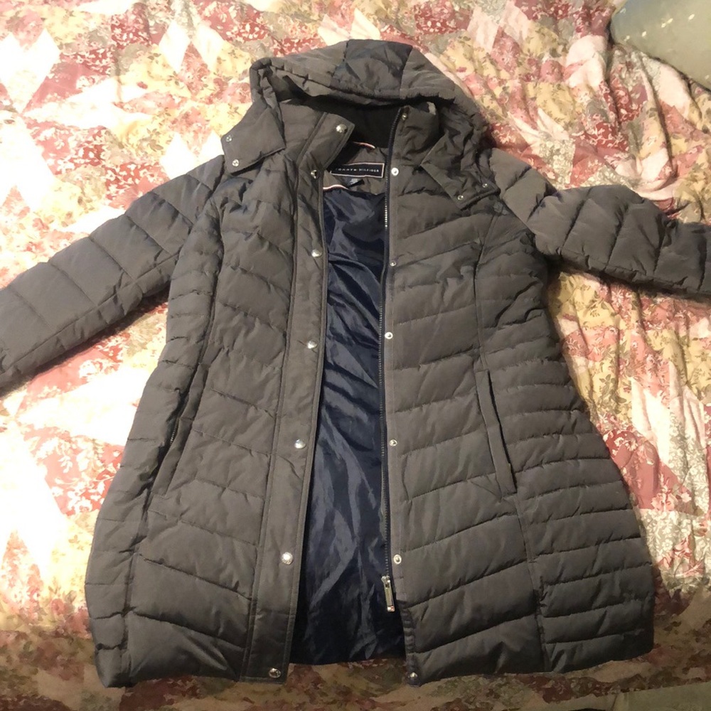Women's large Tommy Hilfiger coat